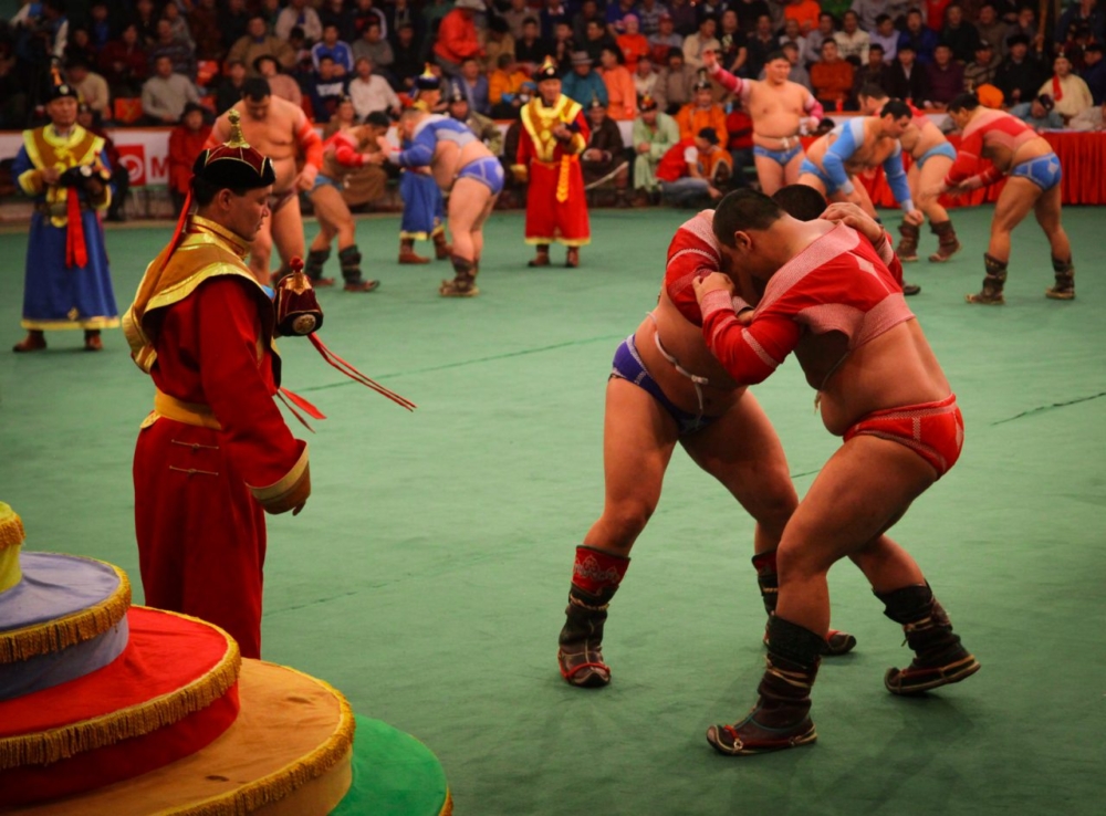 Mongolian wrestling-2